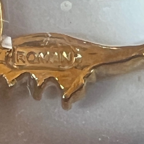 Vintage Signed Roman Rhinestone Necklace Green & Clear Teardrop Gold tone Chain - Picture 2 of 2